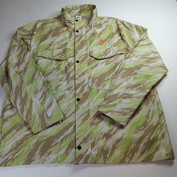 Jacket - Picture 5 of 13